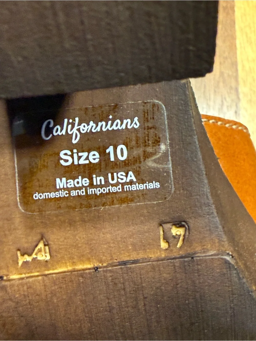 Californians Leather Wooden T- Strap Platform Shoes size 10